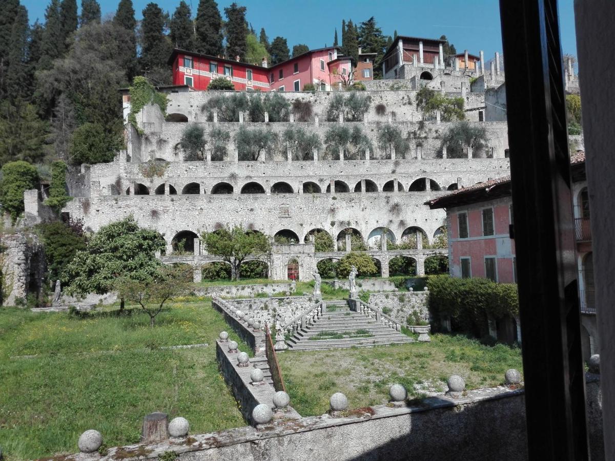 Albergo Giardino トスコラーノ・マデルノ エクステリア 写真