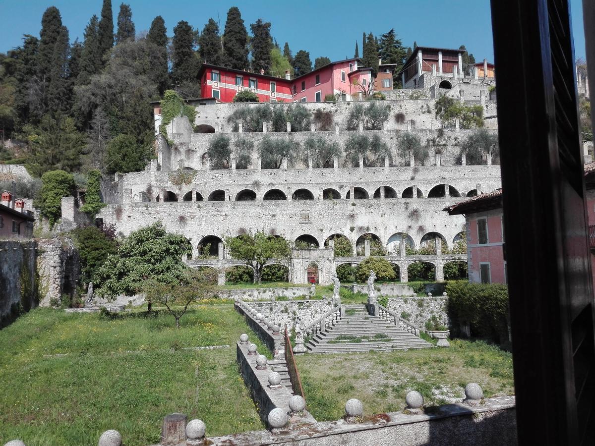 Albergo Giardino トスコラーノ・マデルノ エクステリア 写真